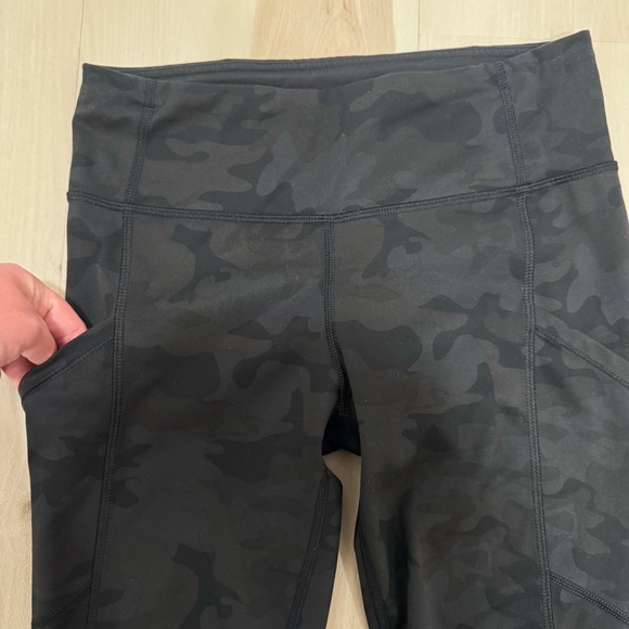 Lululemon Speed Tight 30" Inseam Tight Camo Black Gray Women's 4 Ruched - Picture 4 of 13